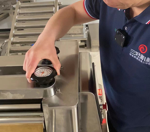 餃子機手柄的調節和改變 餃子機手柄的調節和改變