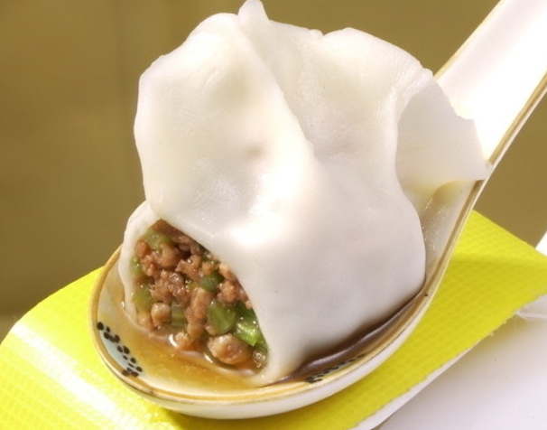 全自動餃子成型機好不好用？需要幾個人操作？