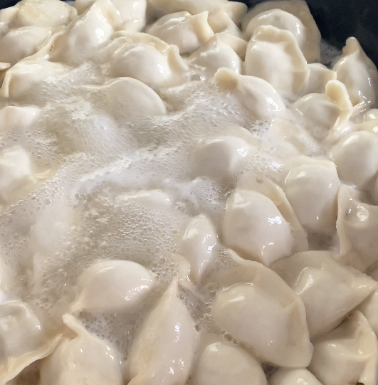 仿手工餃子機(jī)做出來的餃子 仿手工餃子機(jī)做出來的餃子