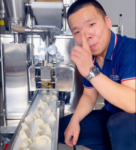 仿手工餃子機(jī)包出來(lái)的餃子質(zhì)量怎么樣