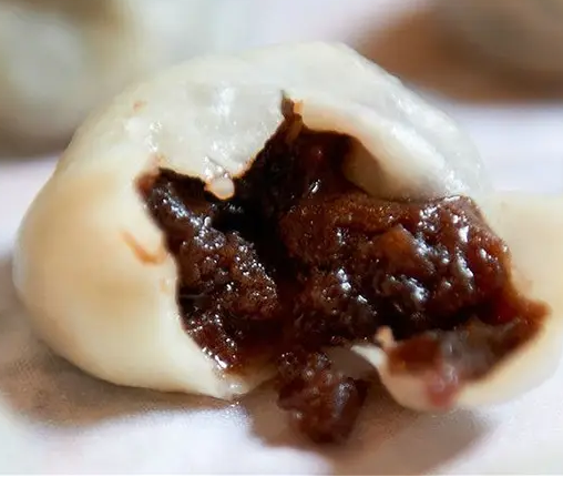 用包子機做的豆沙包一蒸就炸開，哪里出現了問題？