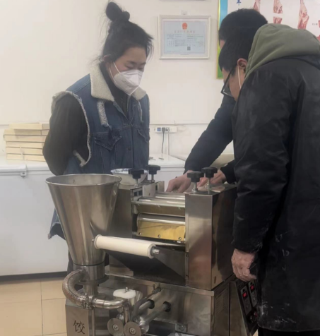 三好餃子機(jī)包餃子 三好餃子機(jī)包餃子