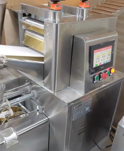 餃子機(jī)包餃子現(xiàn)場 餃子機(jī)包餃子現(xiàn)場