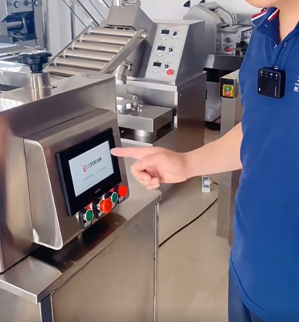 餃子機(jī)怎么做餃子 餃子機(jī)怎么做餃子